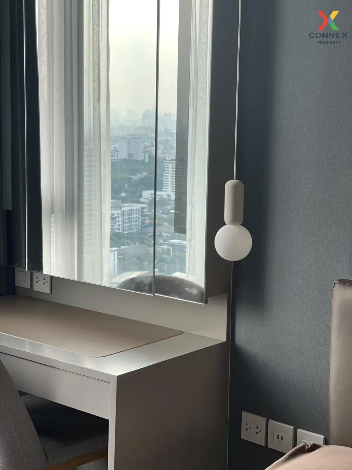 For Rent Condo , The Reserve Phahol - Pradipat , BTS-Saphan Khwai