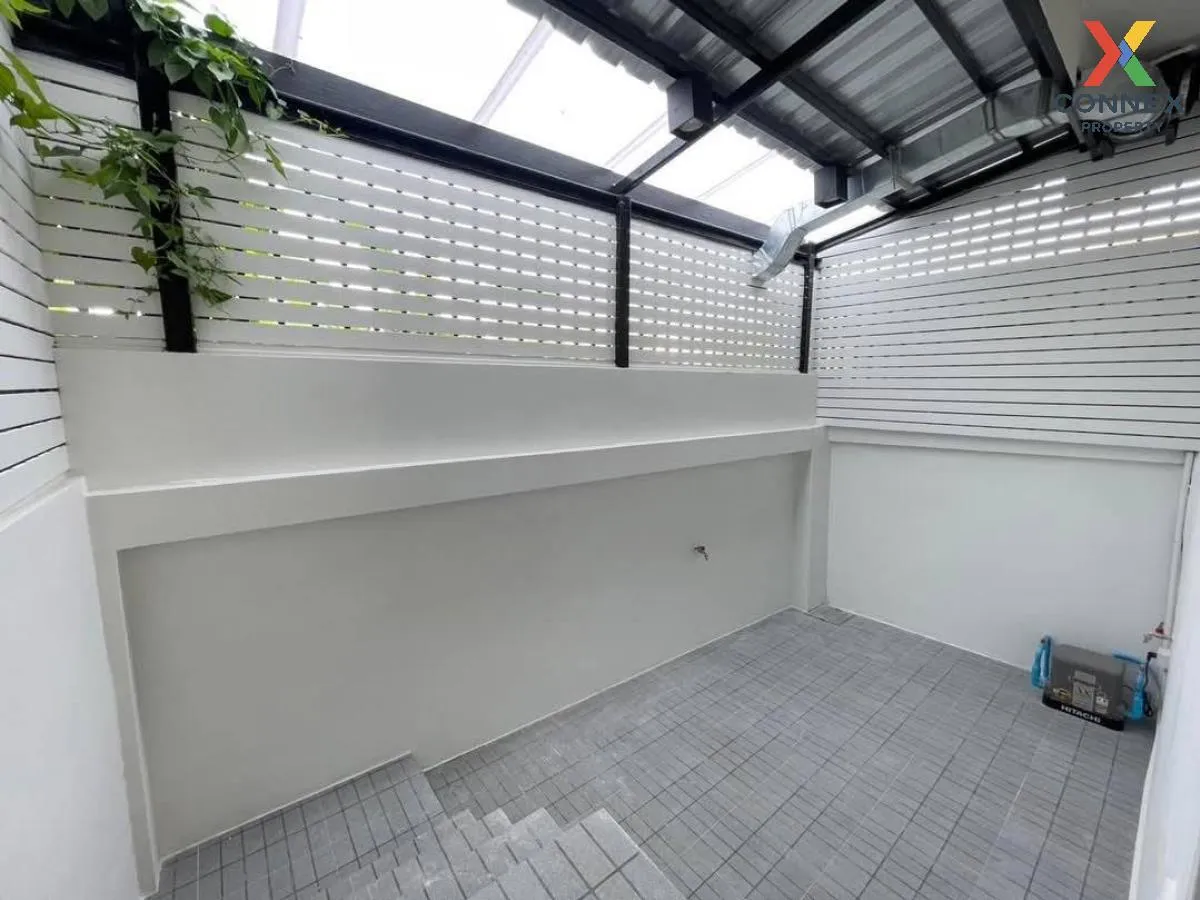 ขายทาวน์โฮม 3 ชั้น ติวานนท์ 43 รีโนเวทใหม่ ท่าทราย เมืองนนทบุรี น