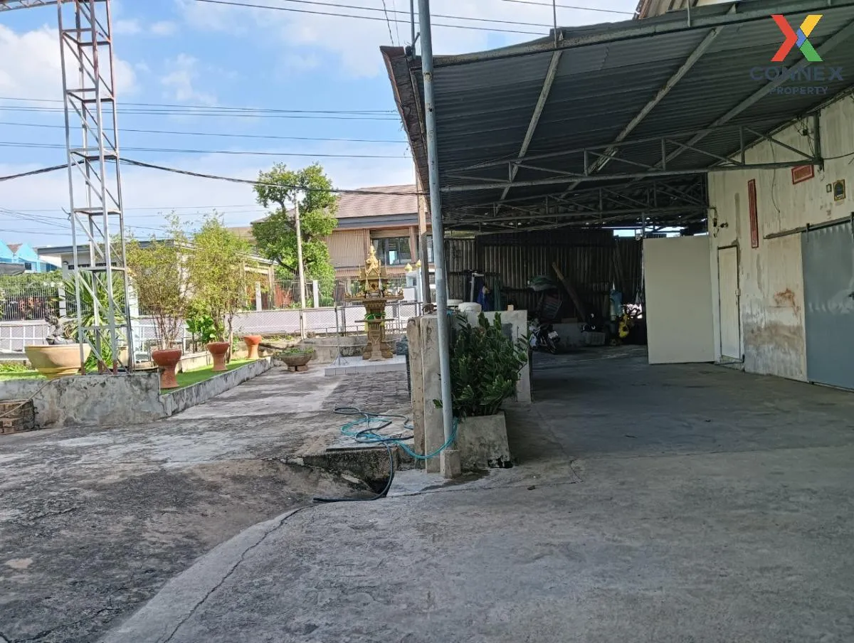 For Sale Aluminum factory Petchakasem soi 35-35/1 , wide frontage