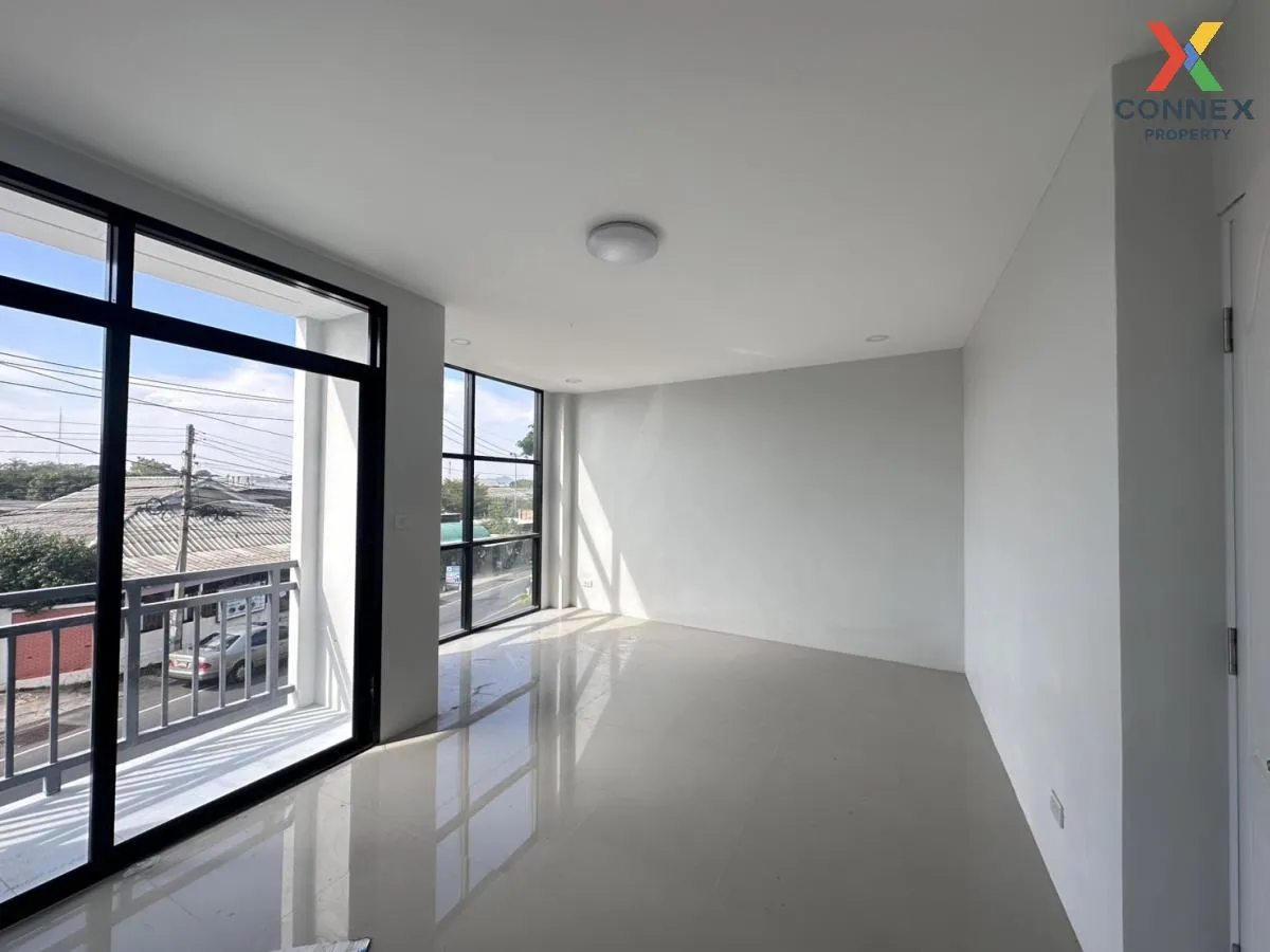 ขายขายตึก 3ชั้น มวกเหล็ก มวกเหล็ก สระบุรี CX-113522 ขายขายตึก 3ชั้น มวกเหล็ก มวกเหล็ก สระบุรี CX-113522