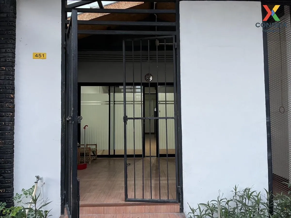 เช่าให้เช่าทาวน์เฮ้า ซอย วิภาวดีรังสิต 42 แยก 4 ลาดยาว เขต จตุจัก 2