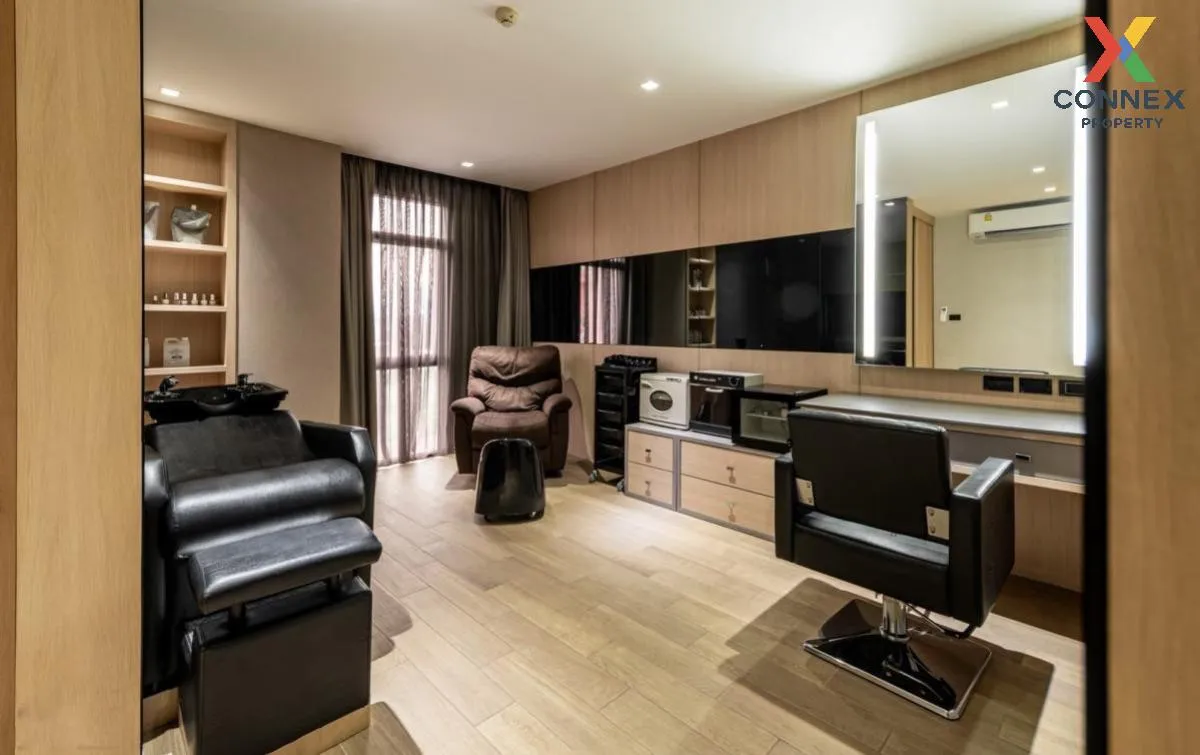 For Rent Single house pool villaKrungthep Kreetha Hua Mak Soi 7 ,