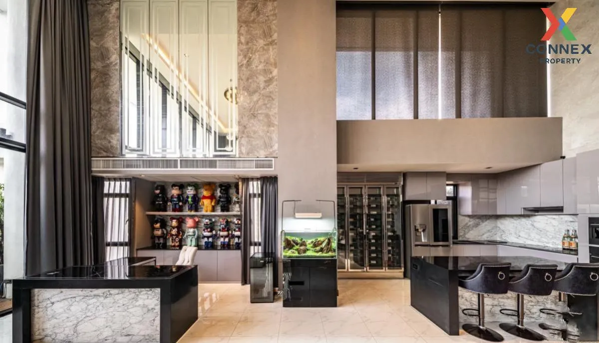 For Rent Single house pool villaKrungthep Kreetha Hua Mak Soi 7 ,