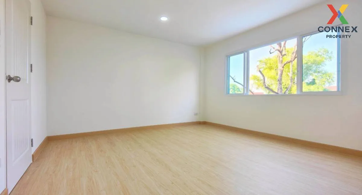 ขายทาวน์เฮ้าส์/ทาวน์โฮม  บ้านสวนศุภาวัฒน์ บ้านกลาง เมืองปทุมธานี  ขายทาวน์เฮ้าส์/ทาวน์โฮม  บ้านสวนศุภาวัฒน์ บ้านกลาง เมืองปทุมธานี