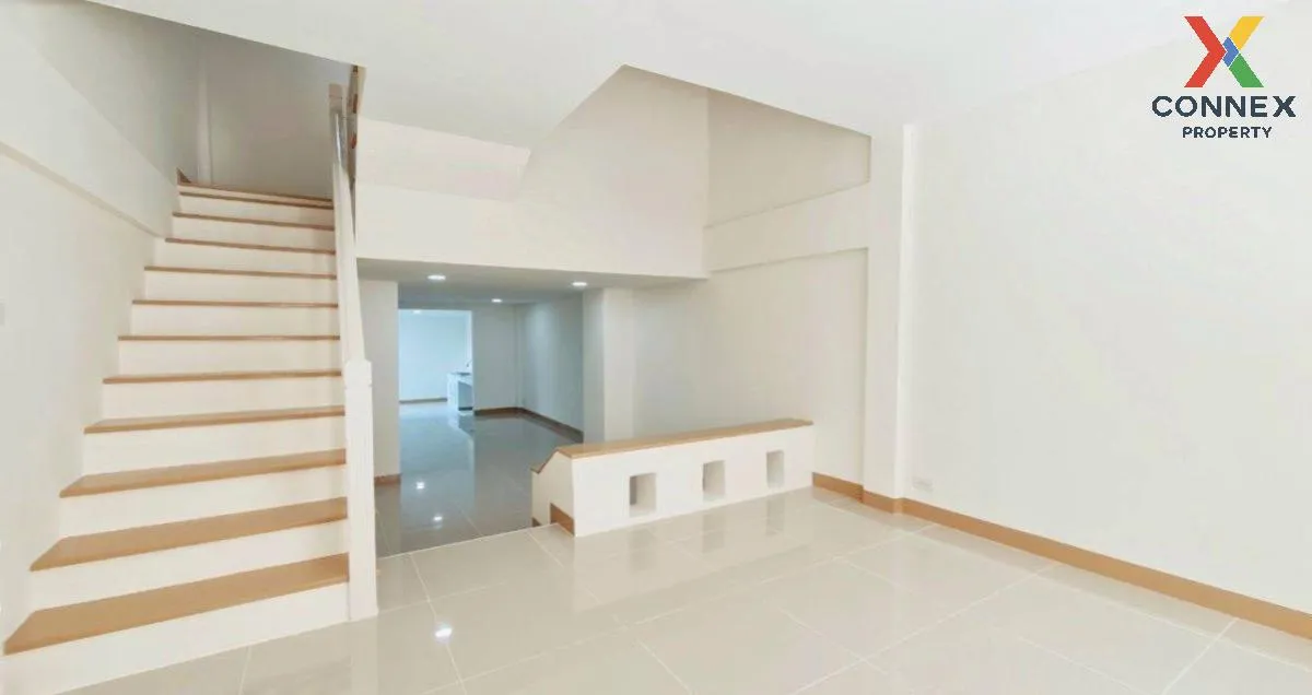 ขายทาวน์เฮ้าส์/ทาวน์โฮม  บ้านสวนศุภาวัฒน์ บ้านกลาง เมืองปทุมธานี  ขายทาวน์เฮ้าส์/ทาวน์โฮม  บ้านสวนศุภาวัฒน์ บ้านกลาง เมืองปทุมธานี