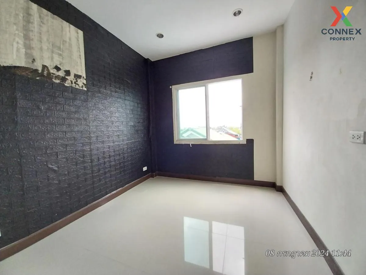 ขายทาวน์เฮ้าส์/ทาวน์โฮม  หมู่บ้านเพ็ญศิริ 4 โคกแฝด เขต หนองจอก กร