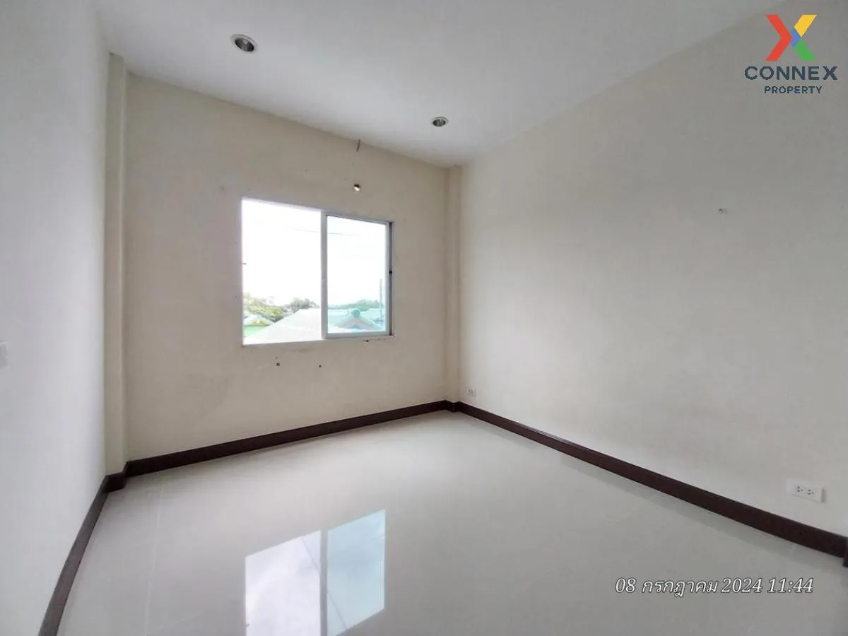 ขายทาวน์เฮ้าส์/ทาวน์โฮม  หมู่บ้านเพ็ญศิริ 4 โคกแฝด เขต หนองจอก กร