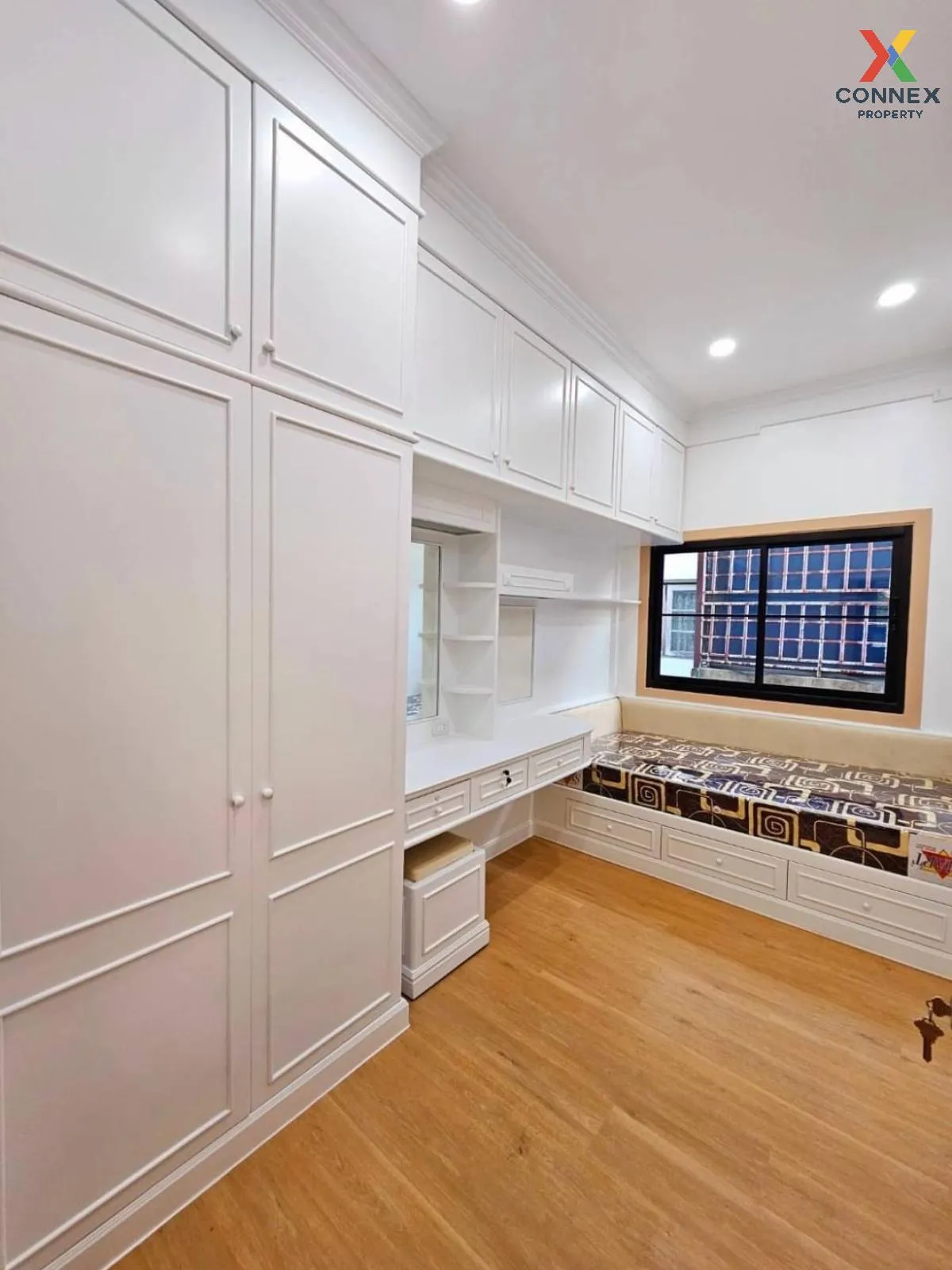 For Sale Townhouse/Townhome  , Buathongthani , Bang Bua Thong , B