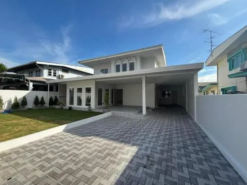 For Sale House , Senaniwet 1 , nice view , newly renovated , Chorakhe Bua , Lat Phrao , Bangkok , CX-113701 For Sale House , Senaniwet 1 , nice view , newly renovated , Chorakhe Bua , Lat Phrao , Bangkok , CX-113701