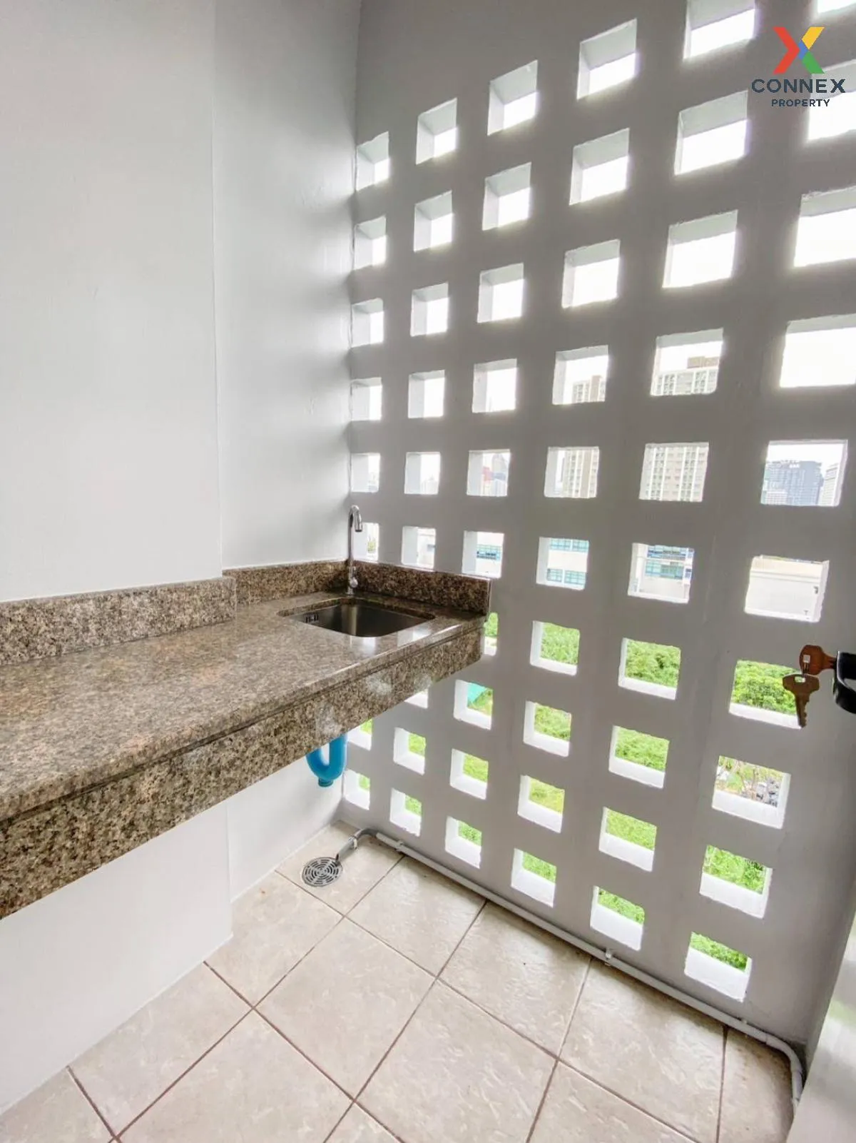 เช่าคอนโด  ไอ-เฮ้าส์ ลากูน่า การ์เด้น MRT-เพชรบุรี บางกะปิ เขต ห้