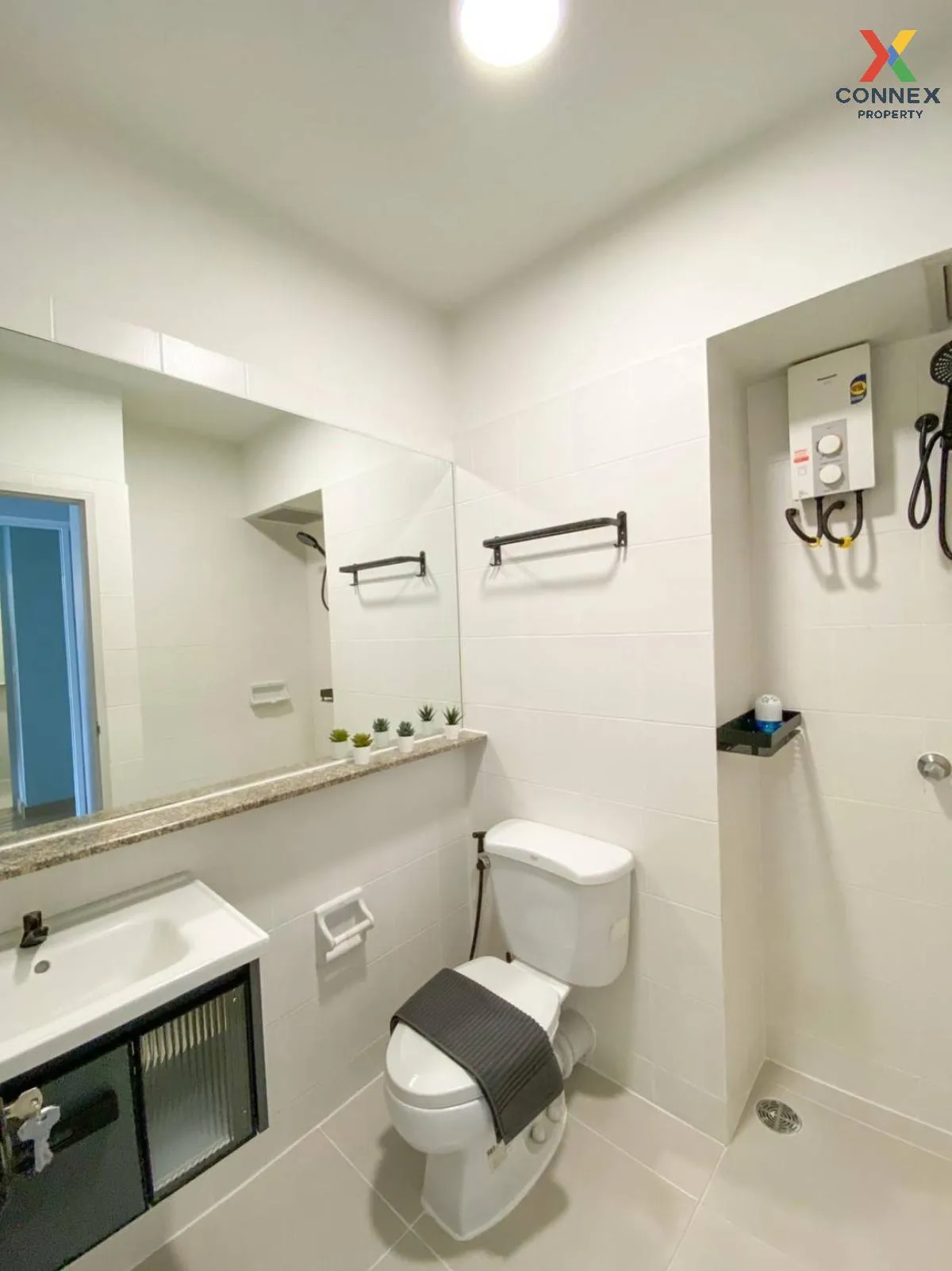 เช่าคอนโด  ไอ-เฮ้าส์ ลากูน่า การ์เด้น MRT-เพชรบุรี บางกะปิ เขต ห้