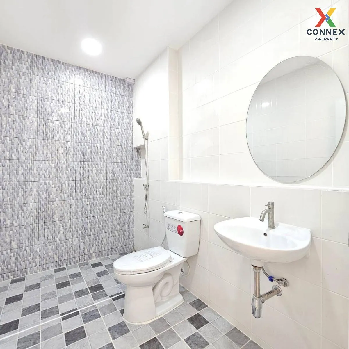 ขายทาวน์เฮ้าส์/ทาวน์โฮม  นนท์ทิวาการ์เด้น บ้านใหม่ รีโนเวทใหม่ บ้