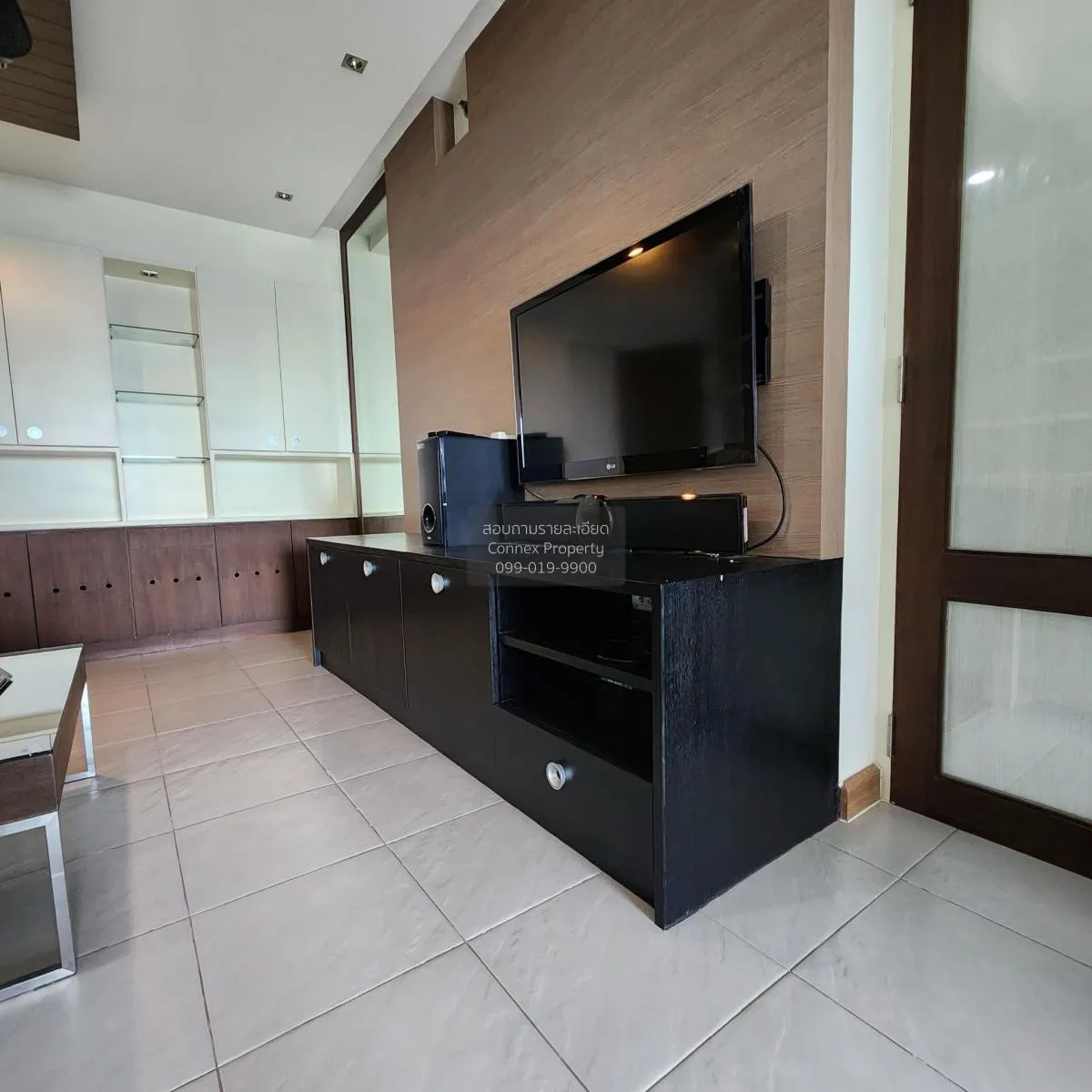 For Sale Condo , Supalai Park Kaset , corner unit , wide frontage 4