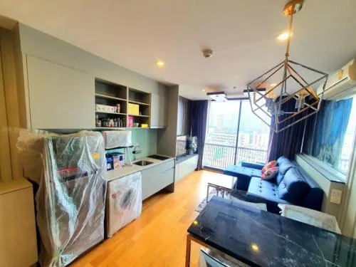 ขายคอนโด  โนเบิล รีโว สีลม BTS-สุรศักดิ์ สีลม เขต บางรัก กรุงเทพ CX-113734 ขายคอนโด  โนเบิล รีโว สีลม BTS-สุรศักดิ์ สีลม เขต บางรัก กรุงเทพ CX-113734