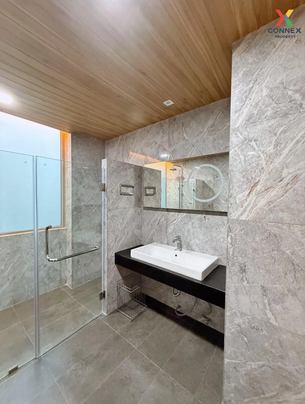 เช่าคอนโด  ไฟคัส เลน BTS-พระโขนง พระโขนง เขต คลองเตย กรุงเทพ CX-1