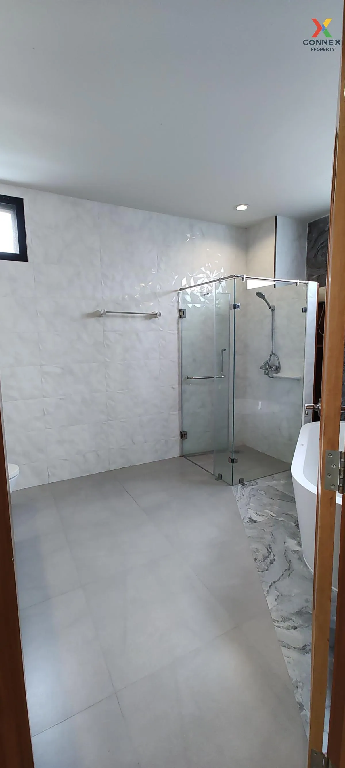 ขายทาวน์โฮม 3.5 ชั้น 250 ตรม. ซอย ลาดพร้าว 25 แยก 2  แขวงจันทรเกษ ขายทาวน์โฮม 3.5 ชั้น 250 ตรม. ซอย ลาดพร้าว 25 แยก 2  แขวงจันทรเกษ