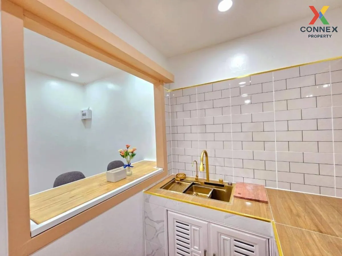 ขายทาวน์เฮ้าส์/ทาวน์โฮม  บัวทองธานี รีโนเวทใหม่ บางบัวทอง บางบัวท