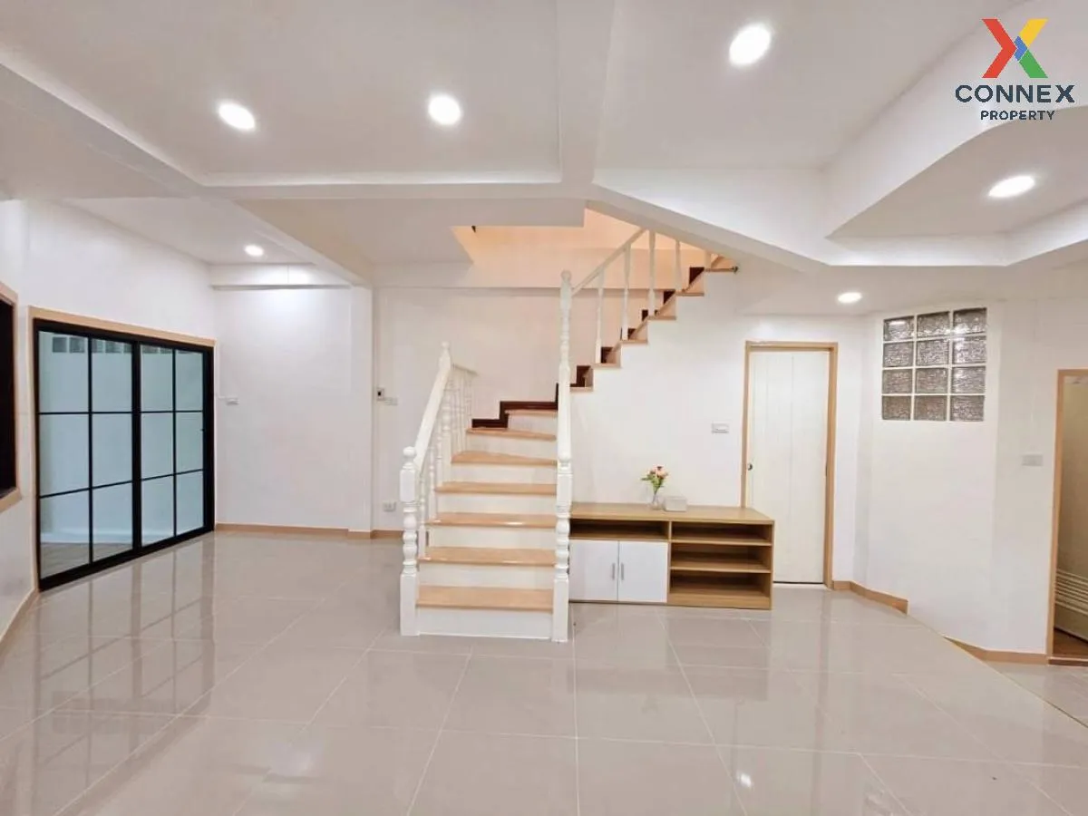 ขายทาวน์เฮ้าส์/ทาวน์โฮม  บัวทองธานี รีโนเวทใหม่ บางบัวทอง บางบัวท