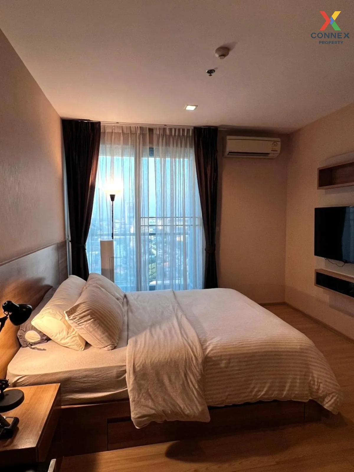 For Rent Condo , Rhythm Phahol - Ari , BTS-Saphan Khwai , Sam Sen