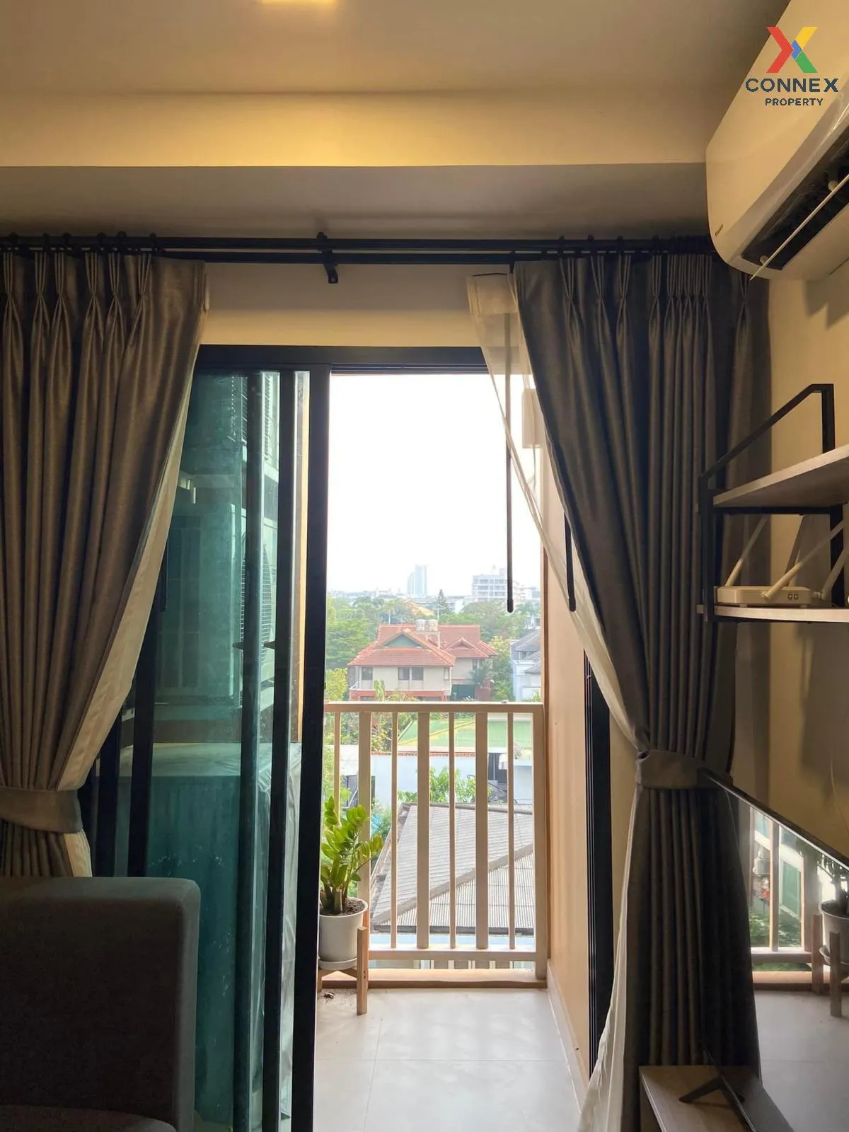 For Rent Condo , Na Veera Phahol - Ari , Sam Sen Nai , Phaya Thai