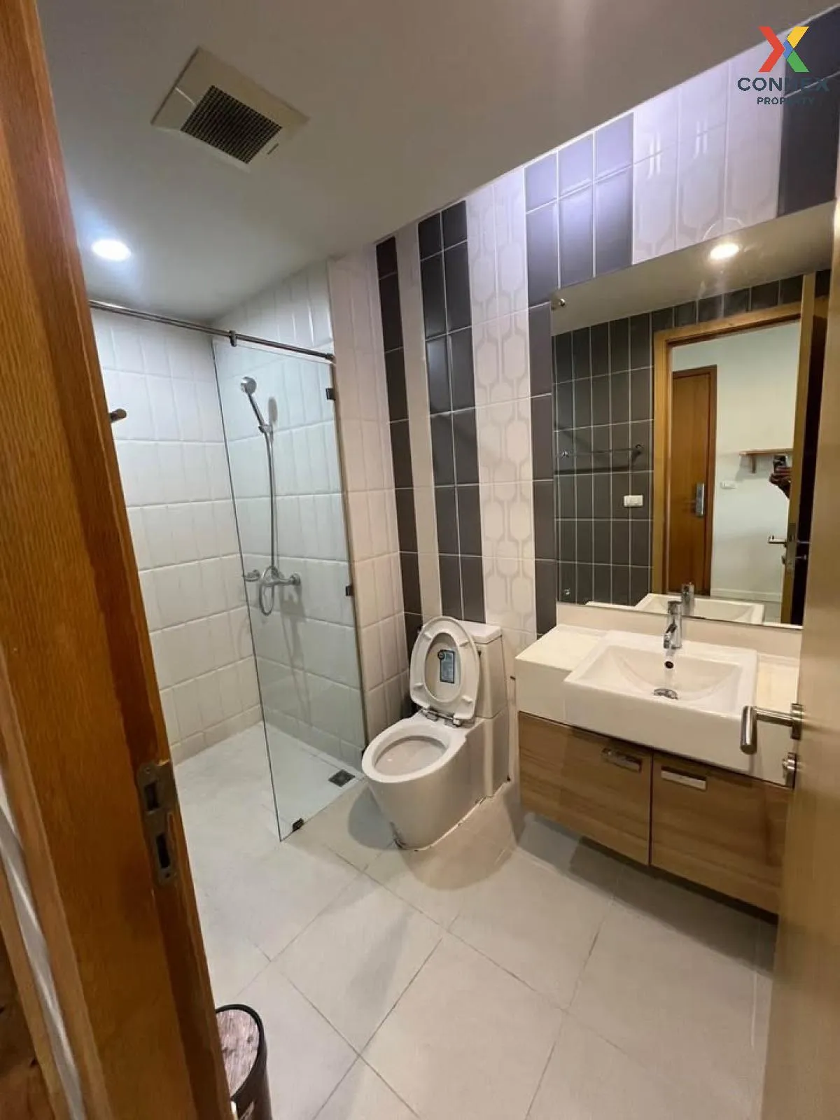 เช่าคอนโด  เซอร์เคิล คอนโดมิเนียม MRT-เพชรบุรี ถนนเพชรบุรี เขต รา