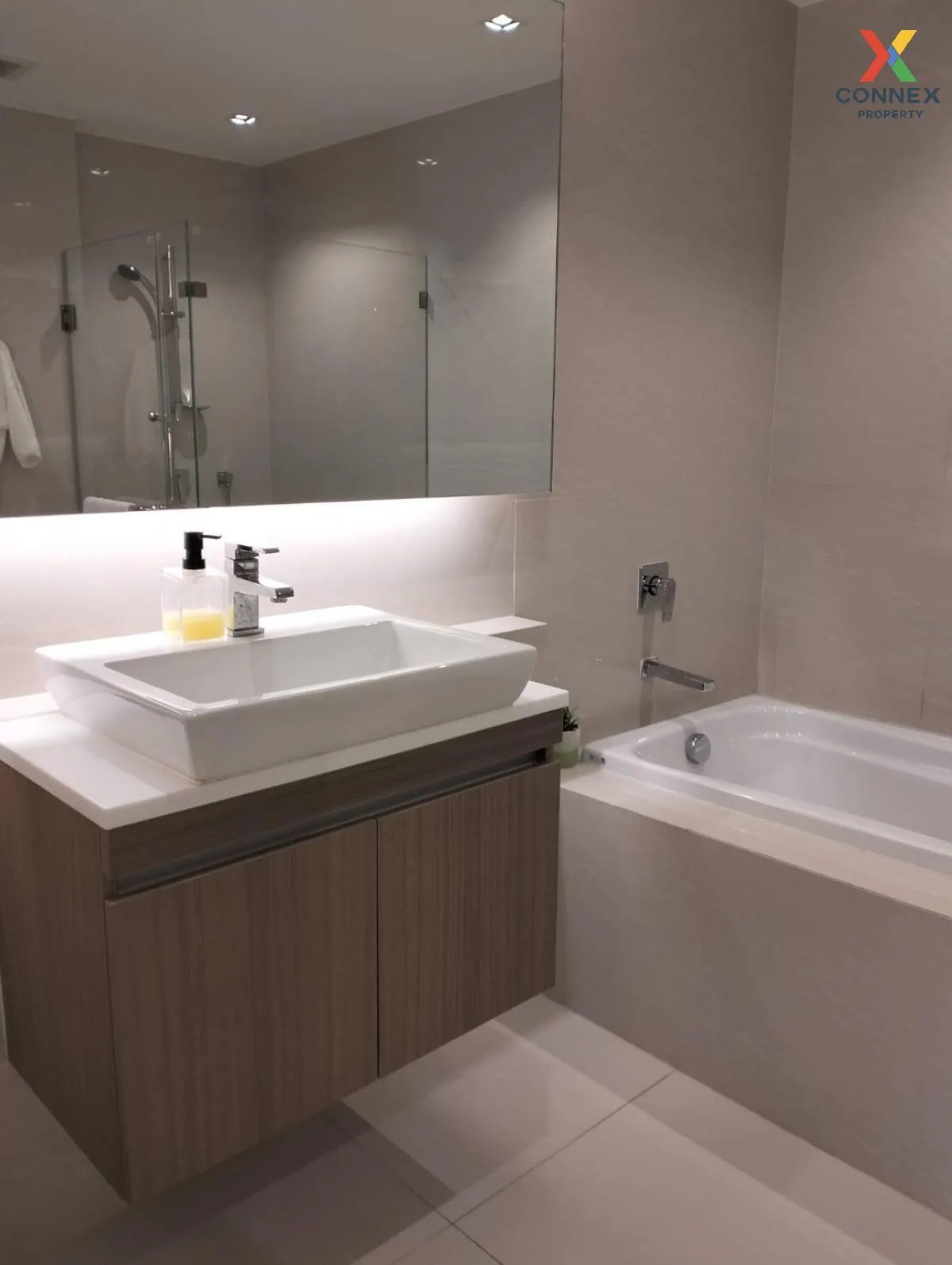 เช่าคอนโด  วีธารา สุขุมวิท 36 BTS-ทองหล่อ พระโขนง เขต คลองเตย กรุ