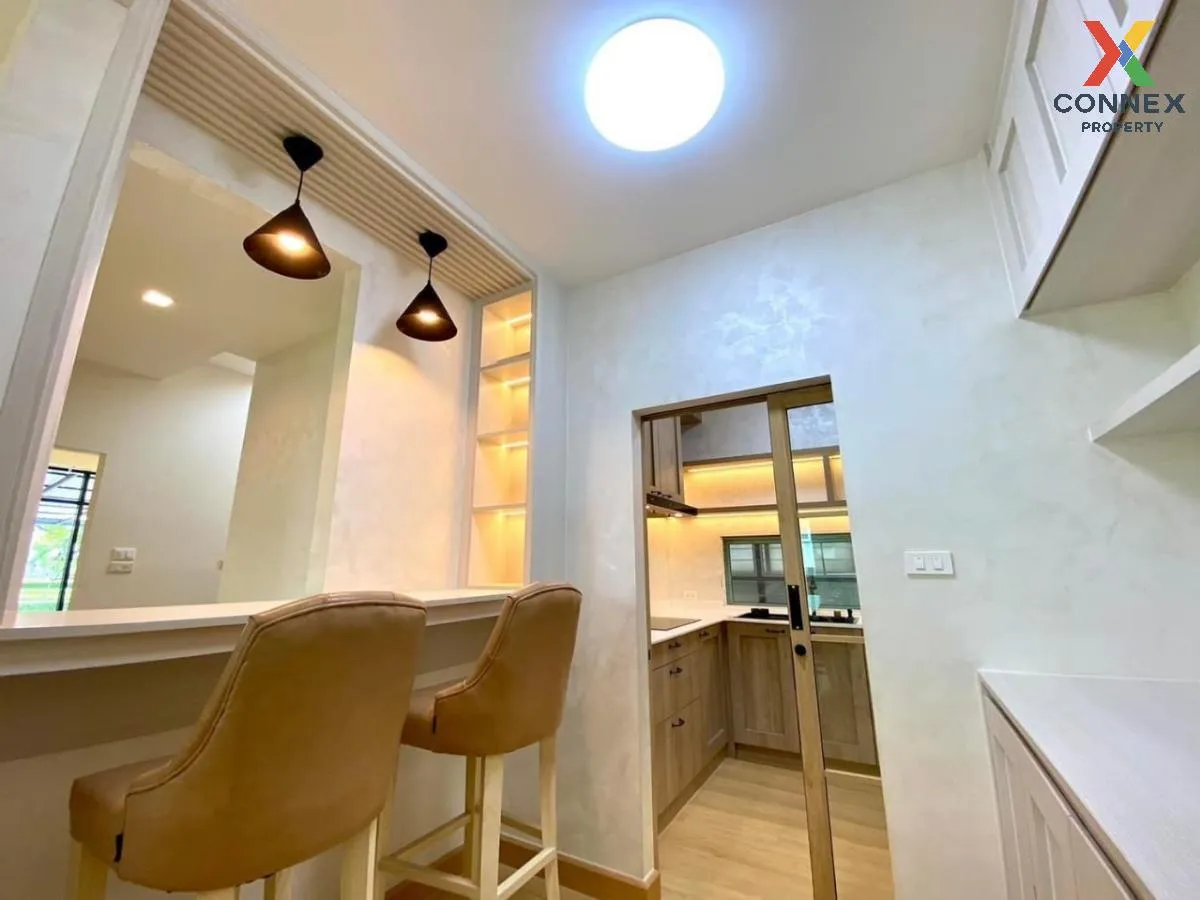 ขายบ้าน  มัณฑนา เลค วัชรพล วิวสวย รีโนเวทใหม่ ออเงิน เขต คลองสามว