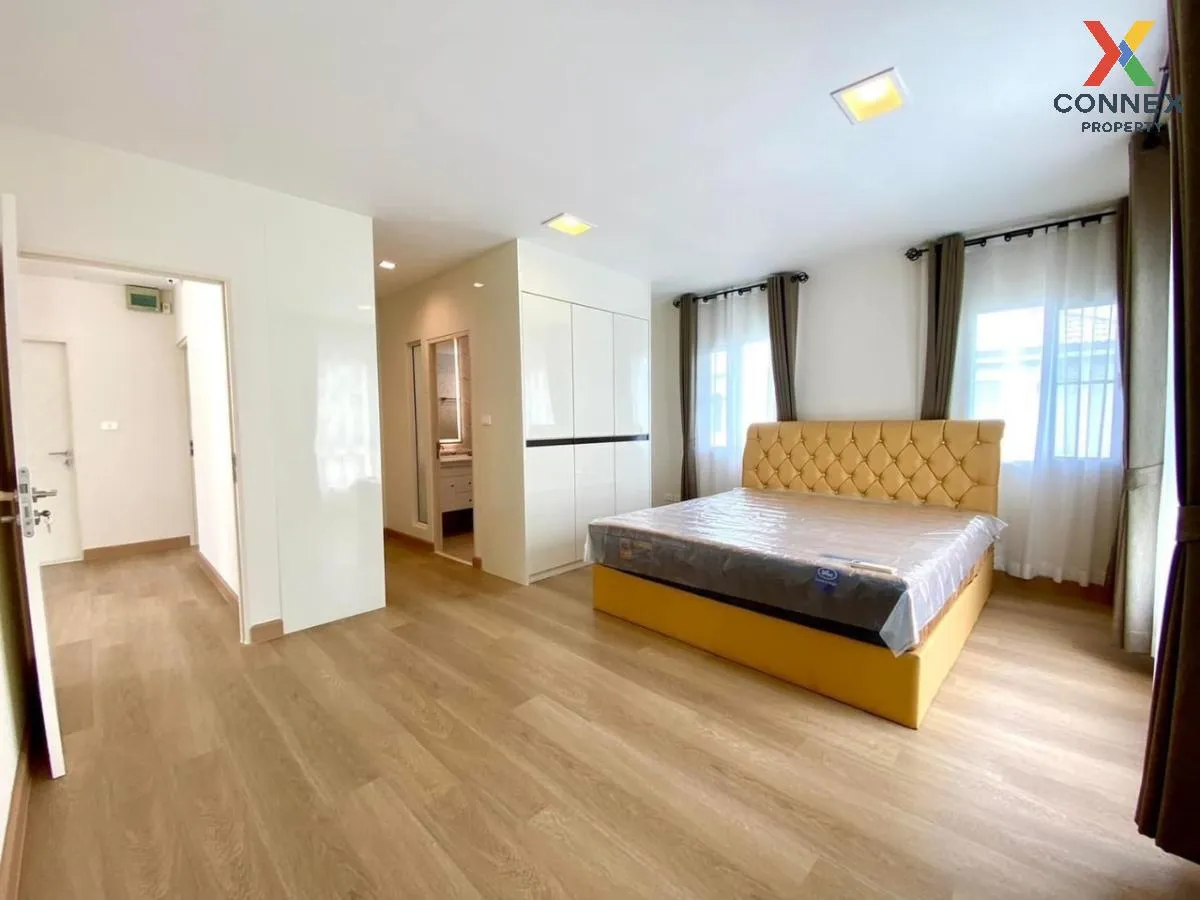 ขายบ้าน  มัณฑนา เลค วัชรพล วิวสวย รีโนเวทใหม่ ออเงิน เขต คลองสามว