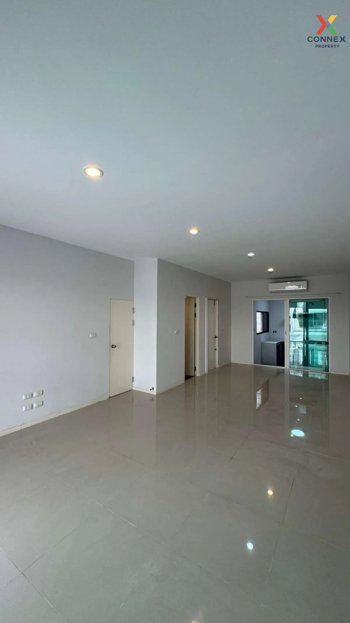 For Sale Townhouse/Townhome  , Baan Klang Muang Suanluang , Nong  2