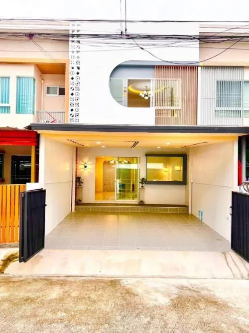 For Sale Townhouse/Townhome  , Indy Bangna Km.26 , newly renovated , Bang Bo , Bang Bo , Samut Prakarn , CX-114162