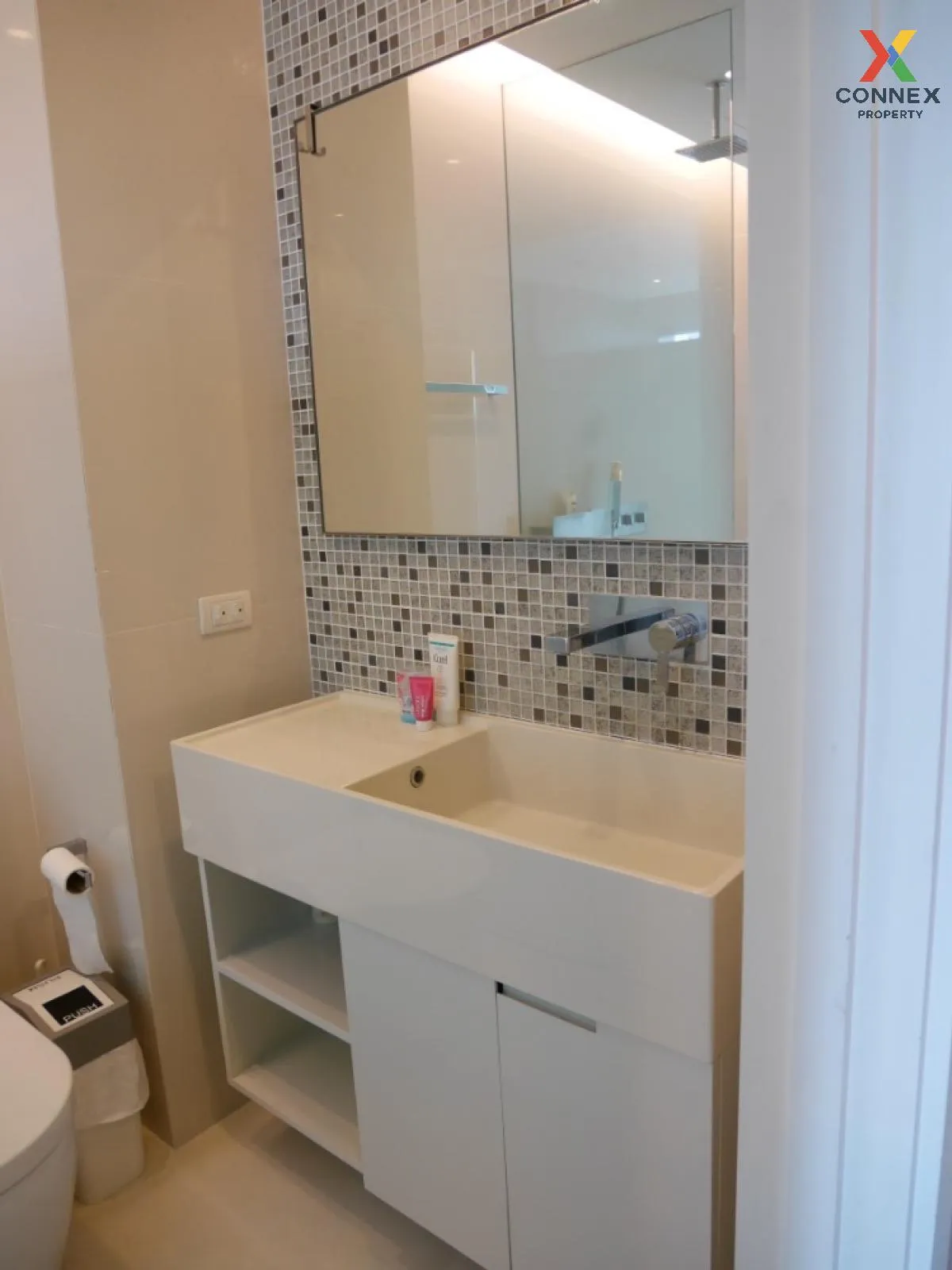 For Rent Condo , The room sukhumvit 21 , BTS-Asok , Khlong Toei N