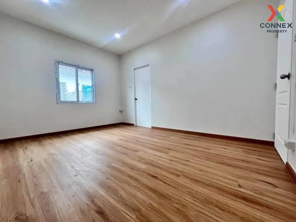 ขายทาวน์เฮ้าส์/ทาวน์โฮม  วโรชา 4 รีโนเวทใหม่ บางปู เมืองสมุทรปราก ขายทาวน์เฮ้าส์/ทาวน์โฮม  วโรชา 4 รีโนเวทใหม่ บางปู เมืองสมุทรปราก