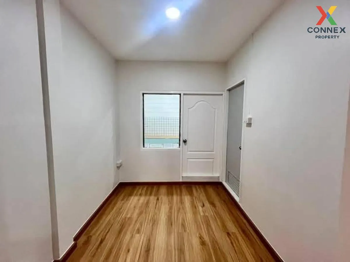 ขายทาวน์เฮ้าส์/ทาวน์โฮม  วโรชา 4 รีโนเวทใหม่ บางปู เมืองสมุทรปราก ขายทาวน์เฮ้าส์/ทาวน์โฮม  วโรชา 4 รีโนเวทใหม่ บางปู เมืองสมุทรปราก