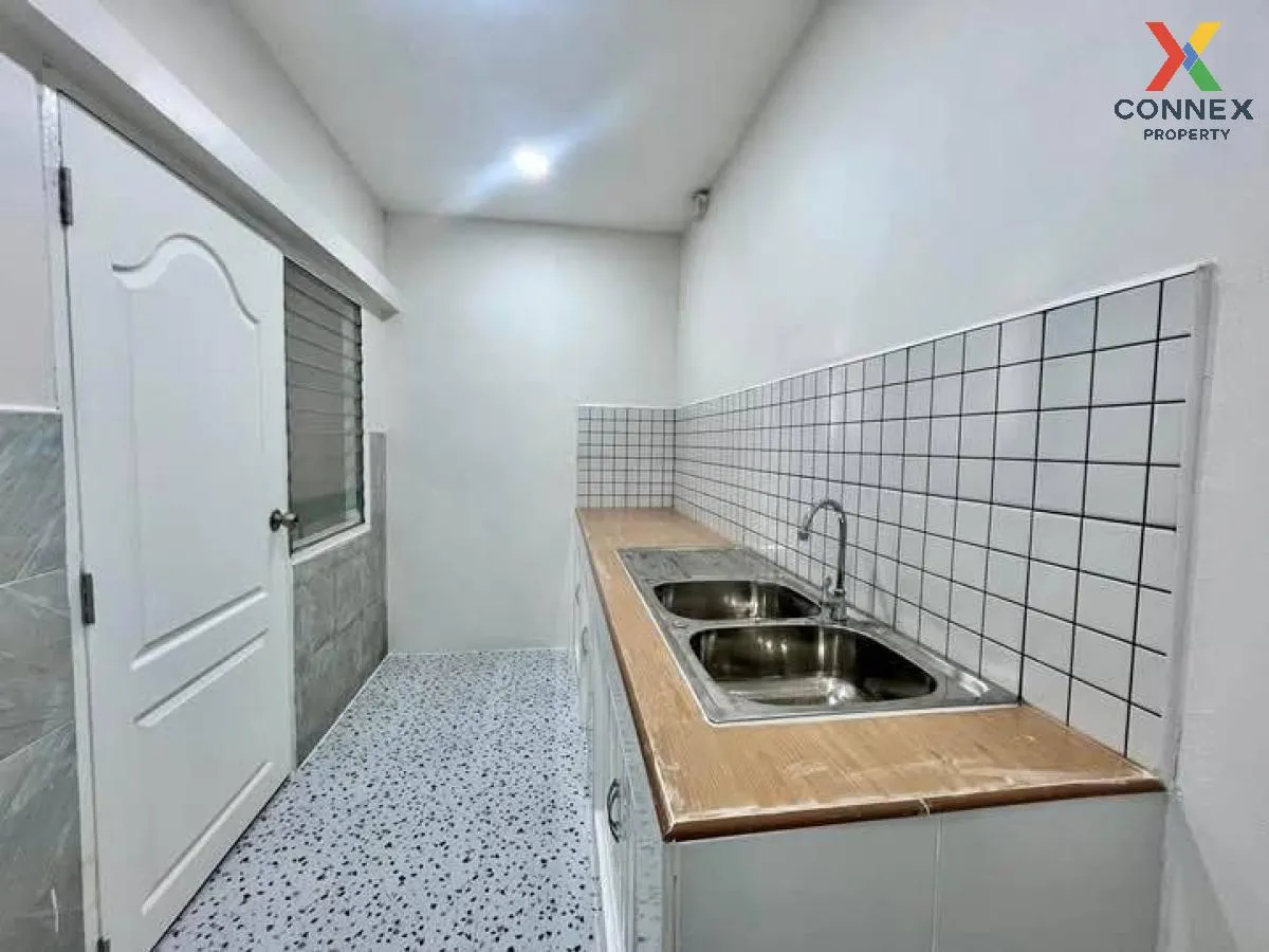 ขายทาวน์เฮ้าส์/ทาวน์โฮม  วโรชา 4 รีโนเวทใหม่ บางปู เมืองสมุทรปราก ขายทาวน์เฮ้าส์/ทาวน์โฮม  วโรชา 4 รีโนเวทใหม่ บางปู เมืองสมุทรปราก