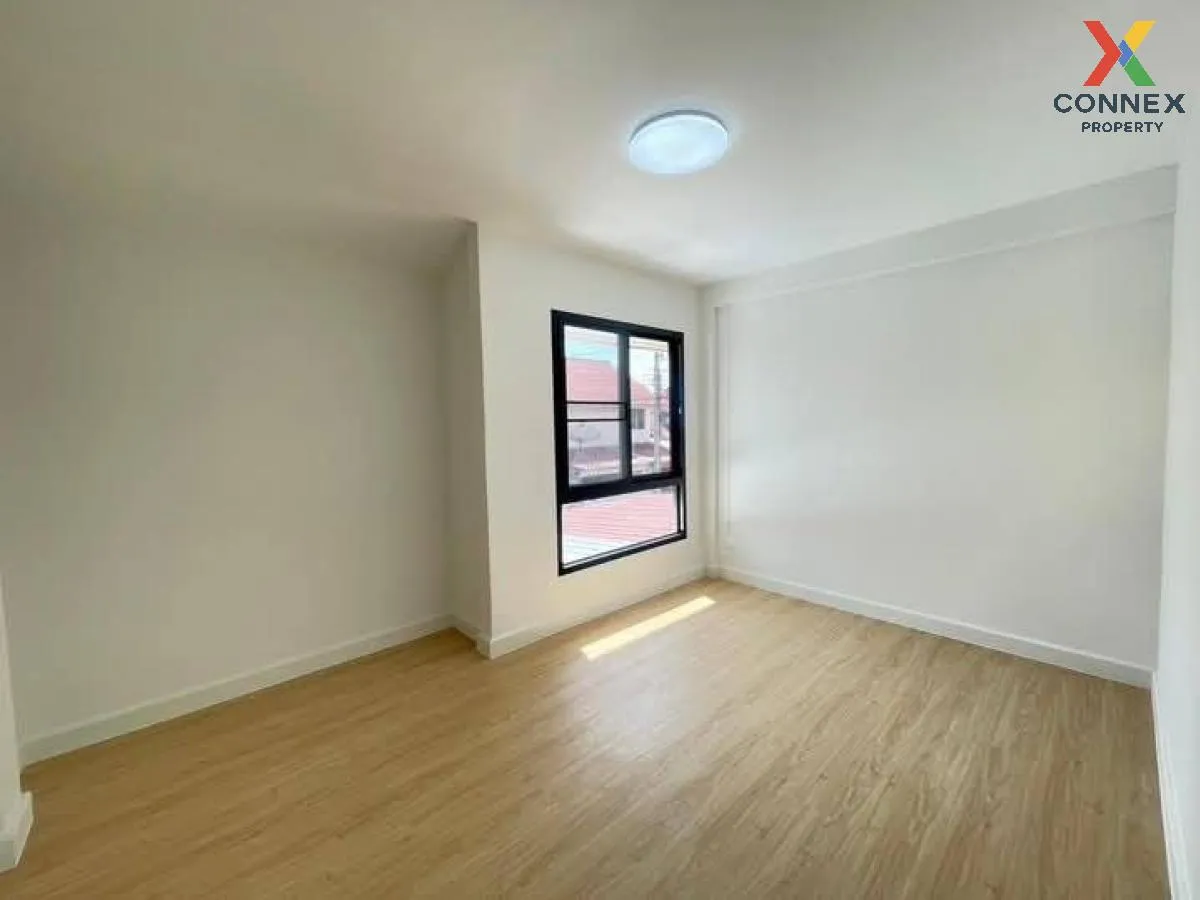 ขายทาวน์เฮ้าส์/ทาวน์โฮม  บ้านเอื้ออาทร พหลโยธิน 52 รีโนเวทใหม่ คล