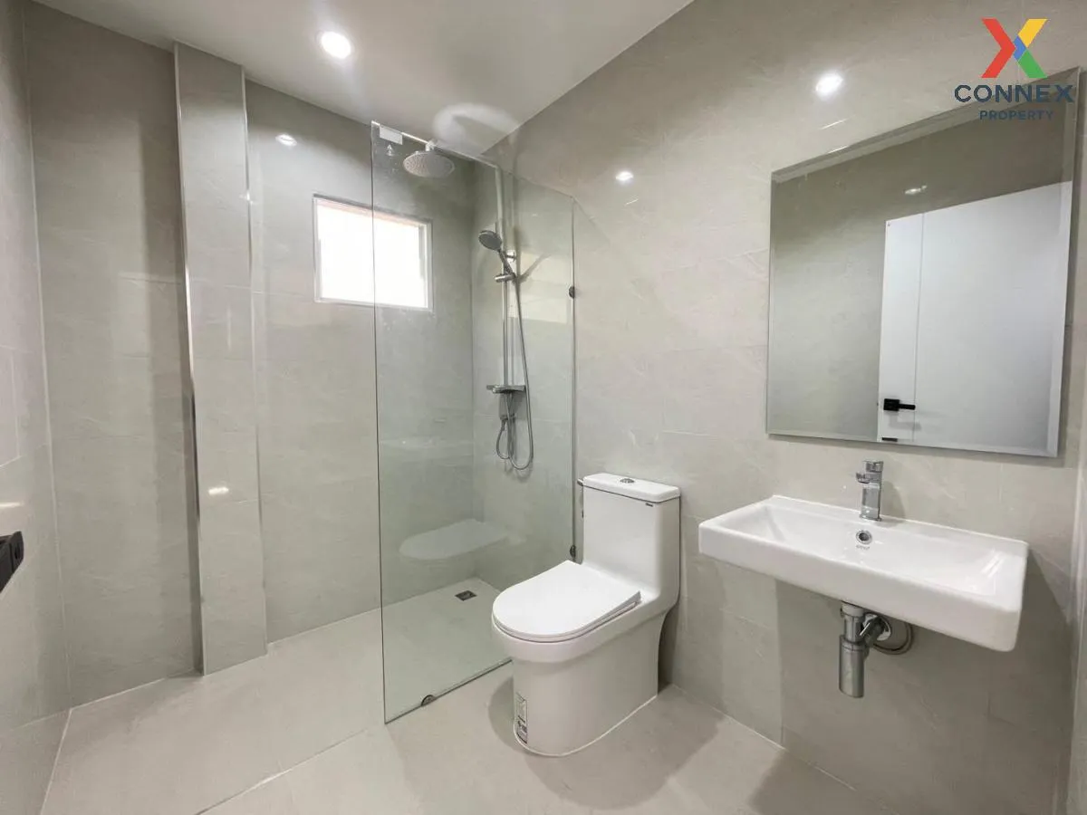 ขายบ้าน  บ้านสินธร อ่อนนุช ห้องมุม รีโนเวทใหม่ ลาดกระบัง เขต ลาดก