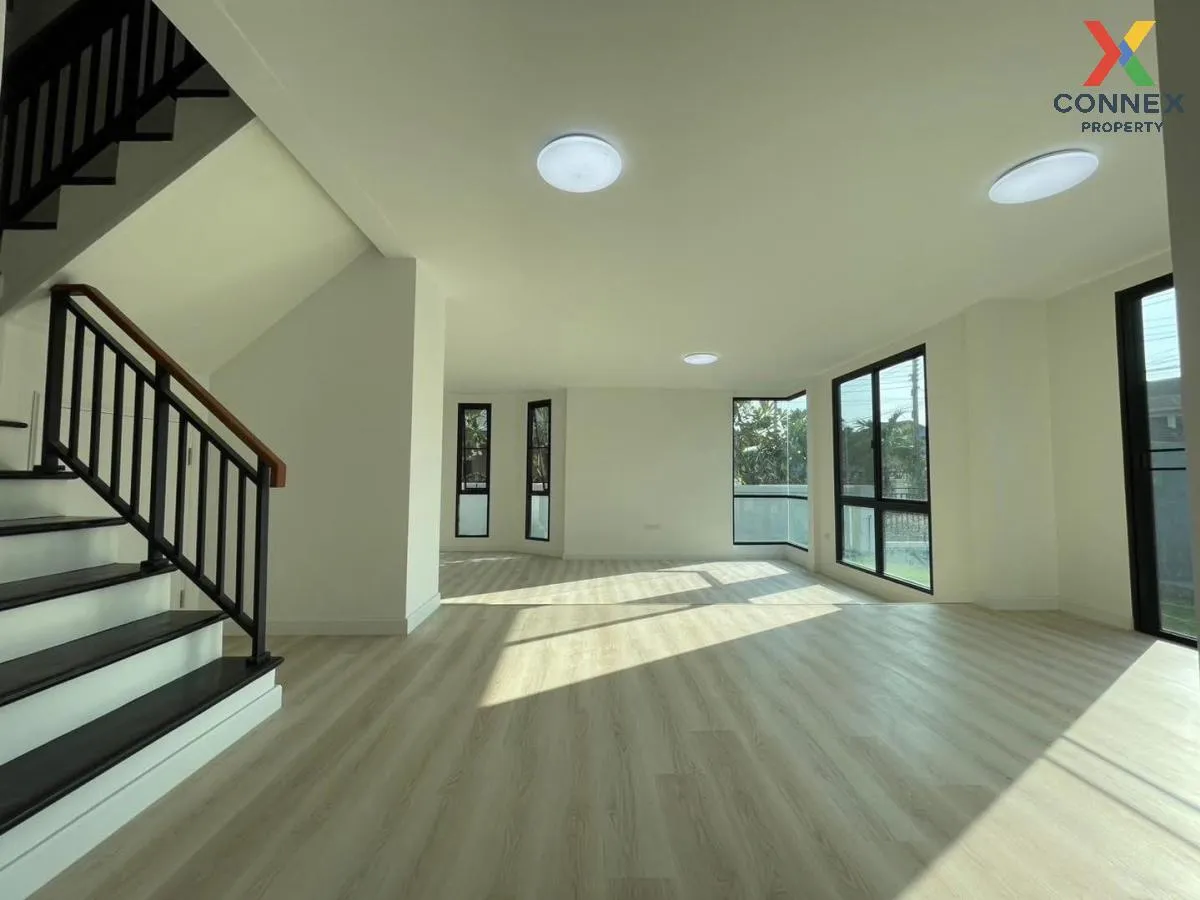 ขายบ้าน  บ้านสินธร อ่อนนุช ห้องมุม รีโนเวทใหม่ ลาดกระบัง เขต ลาดก