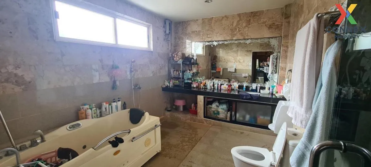 For Sale Townhouse/Townhome  , Subsomboon Village Pracha Uthit 74