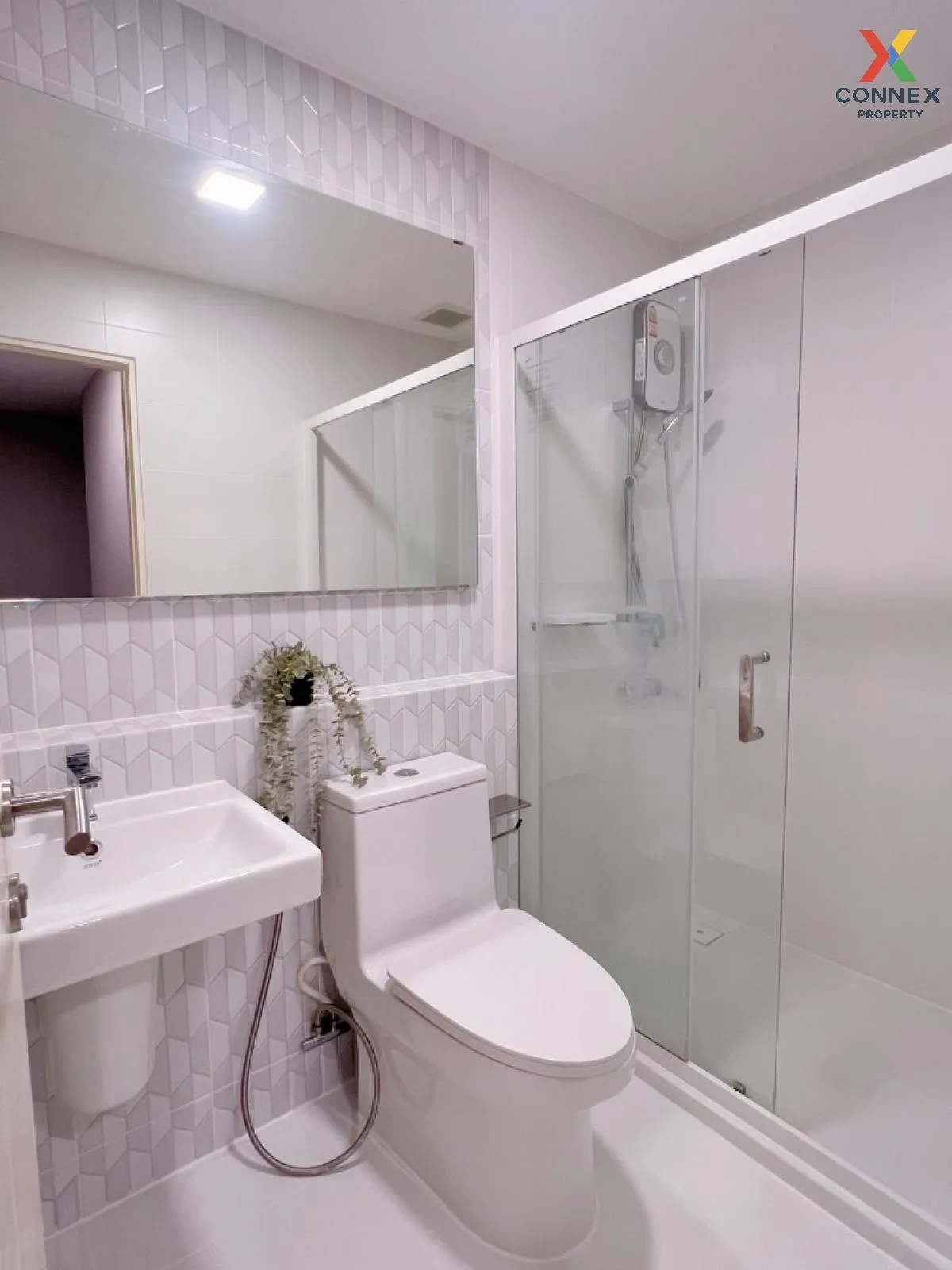 เช่าทาวน์เฮ้าส์/ทาวน์โฮม  อินดี้ 5 บางนา กม.7 บางแก้ว บางพลี สมุท