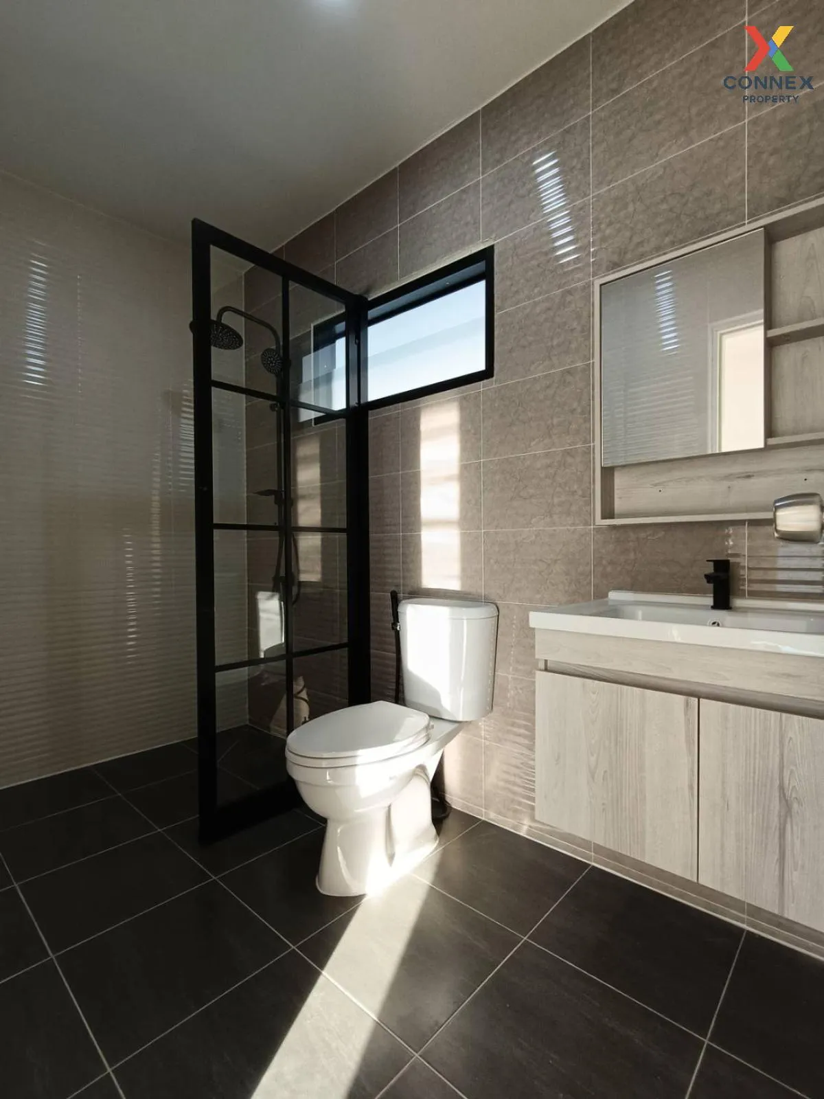 ขายทาวน์เฮ้าส์/ทาวน์โฮม  บ้านพฤกษา 12 รังสิต-คลอง 3 หน้ากว้าง รีโ