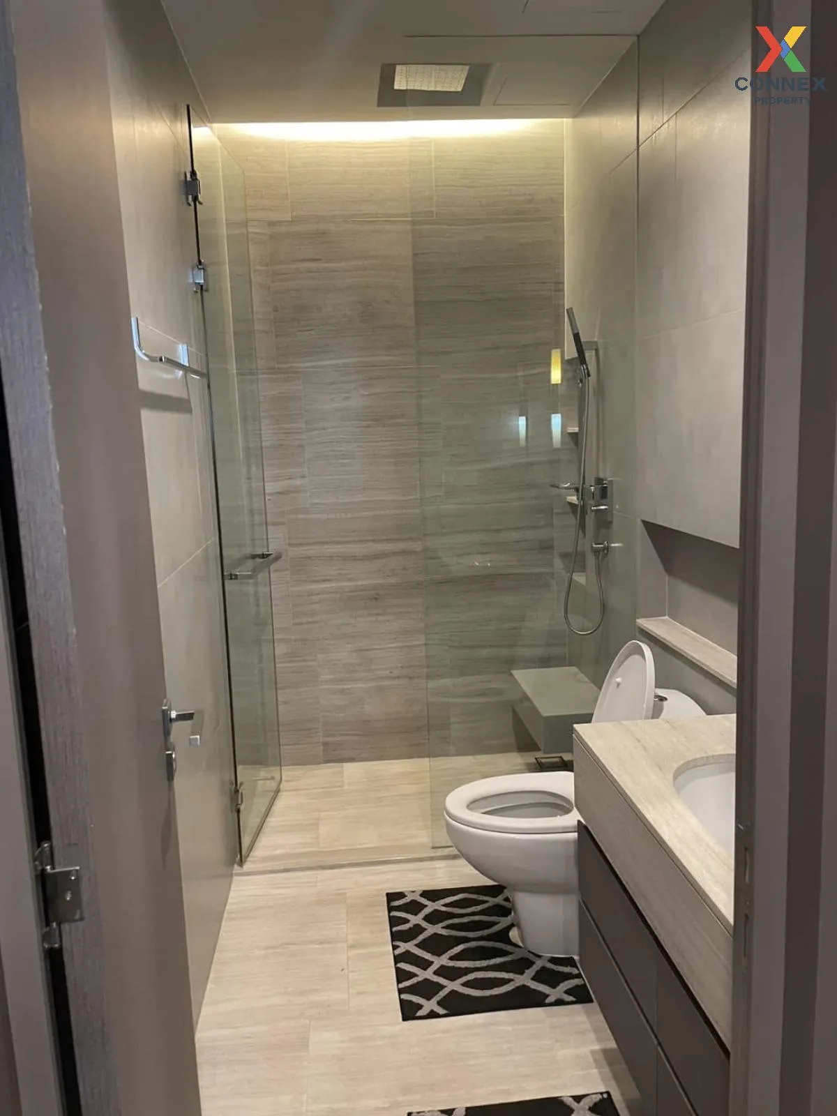 For Sale Condo , The Diplomat Sathorn , BTS-Surasak , Silom , Ban