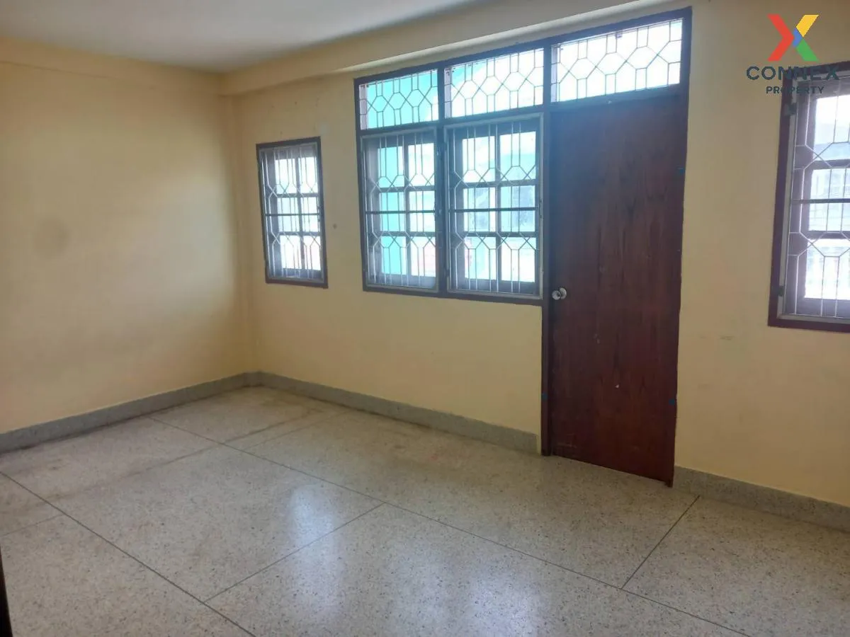 For Sale Townhouse  on Wat Rai Khing Road. , Tha Talat , Sam Phra For Sale Townhouse  on Wat Rai Khing Road. , Tha Talat , Sam Phra