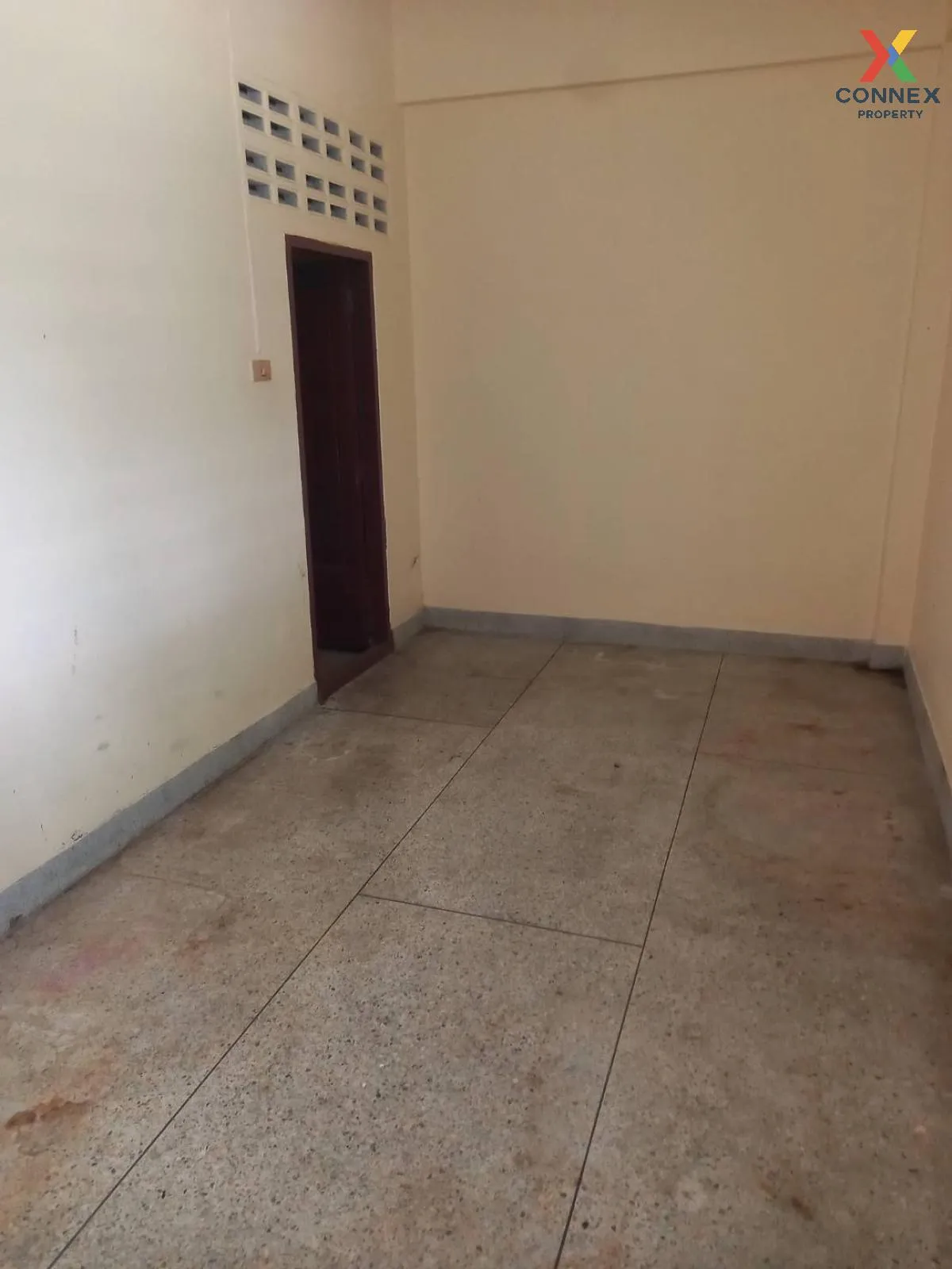 For Sale Townhouse  on Wat Rai Khing Road. , Tha Talat , Sam Phra For Sale Townhouse  on Wat Rai Khing Road. , Tha Talat , Sam Phra