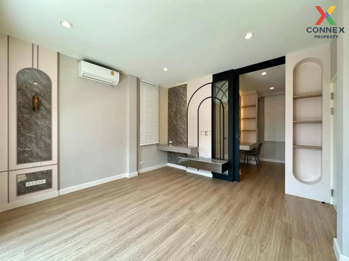 For Sale House , NINYA Kallapaphruek , Bang Khae , Bang Khae , Ba