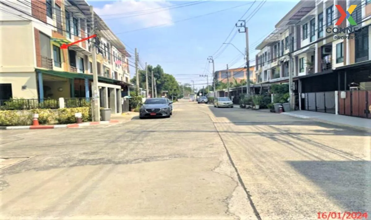 For Sale Townhouse/Townhome  , SIXNATURE PETCHKASEM 69 , Nong Kha