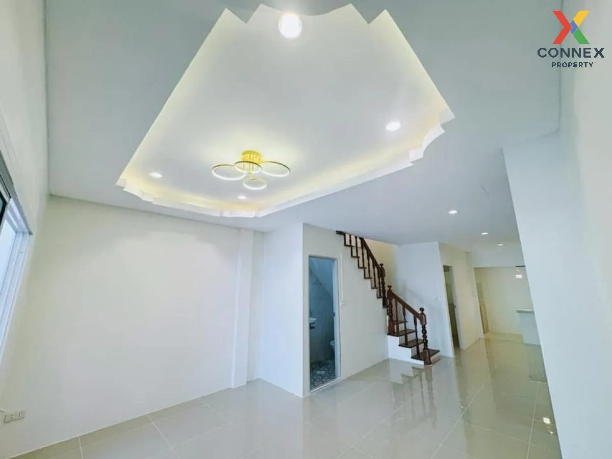 For Sale Townhouse/Townhome  , Phong Sirichai 1 , newly renovated