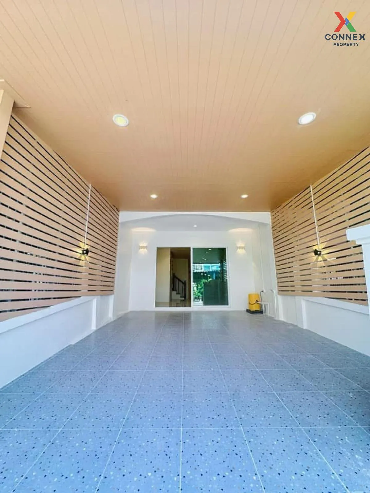 For Sale Townhouse/Townhome  , Phong Sirichai 1 , newly renovated 2