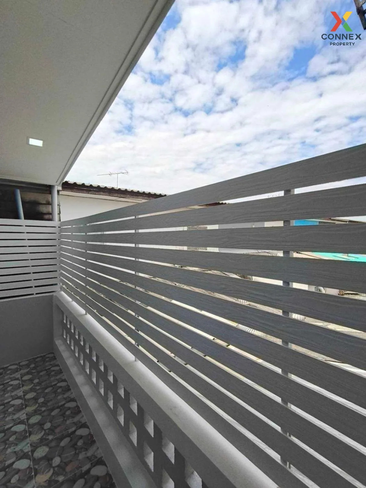 For Sale Townhouse/Townhome  , Baan Wongsakron 5 , newly renovate For Sale Townhouse/Townhome  , Baan Wongsakron 5 , newly renovate