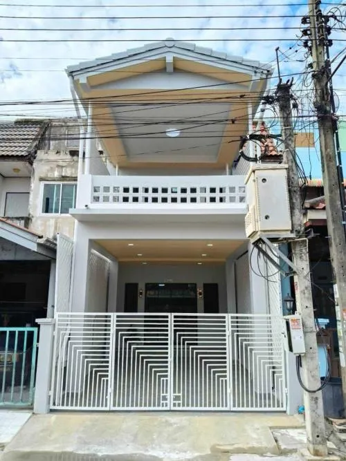 For Sale Townhouse/Townhome  , Baan Wongsakron 5 , newly renovated , Sam Wa Tawan Tok , Khlong Sam Wa , Bangkok , CX-114790 For Sale Townhouse/Townhome  , Baan Wongsakron 5 , newly renovated , Sam Wa Tawan Tok , Khlong Sam Wa , Bangkok , CX-114790