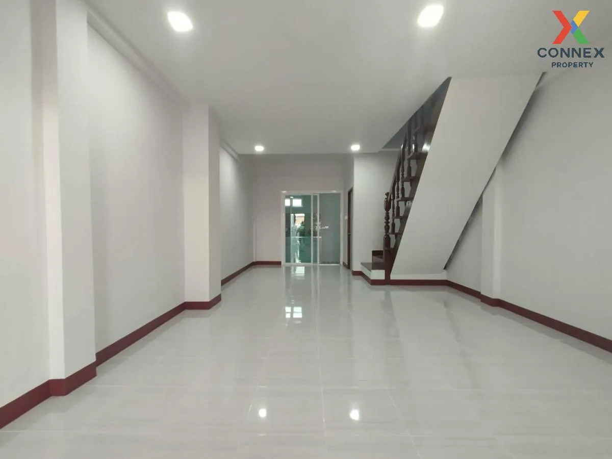 ขายทาวน์เฮ้าส์/ทาวน์โฮม  รัชธานี 2 บางพลีใหญ่ บางพลี สมุทรปราการ  2